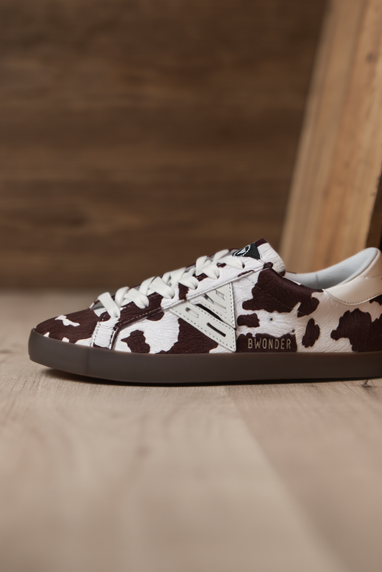 COW SNEAKER