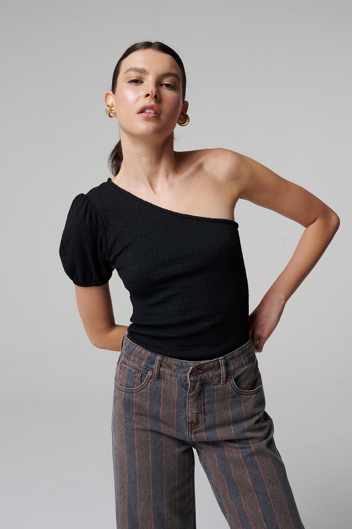 Miles Top Black