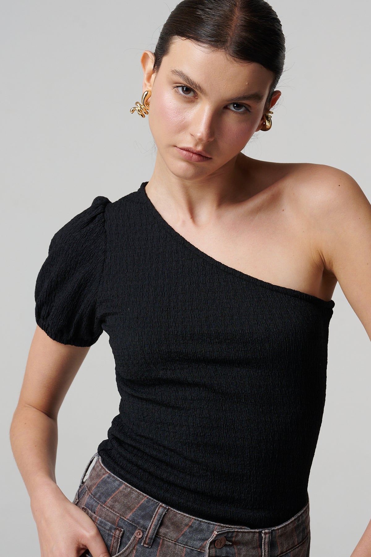 Miles Top Black