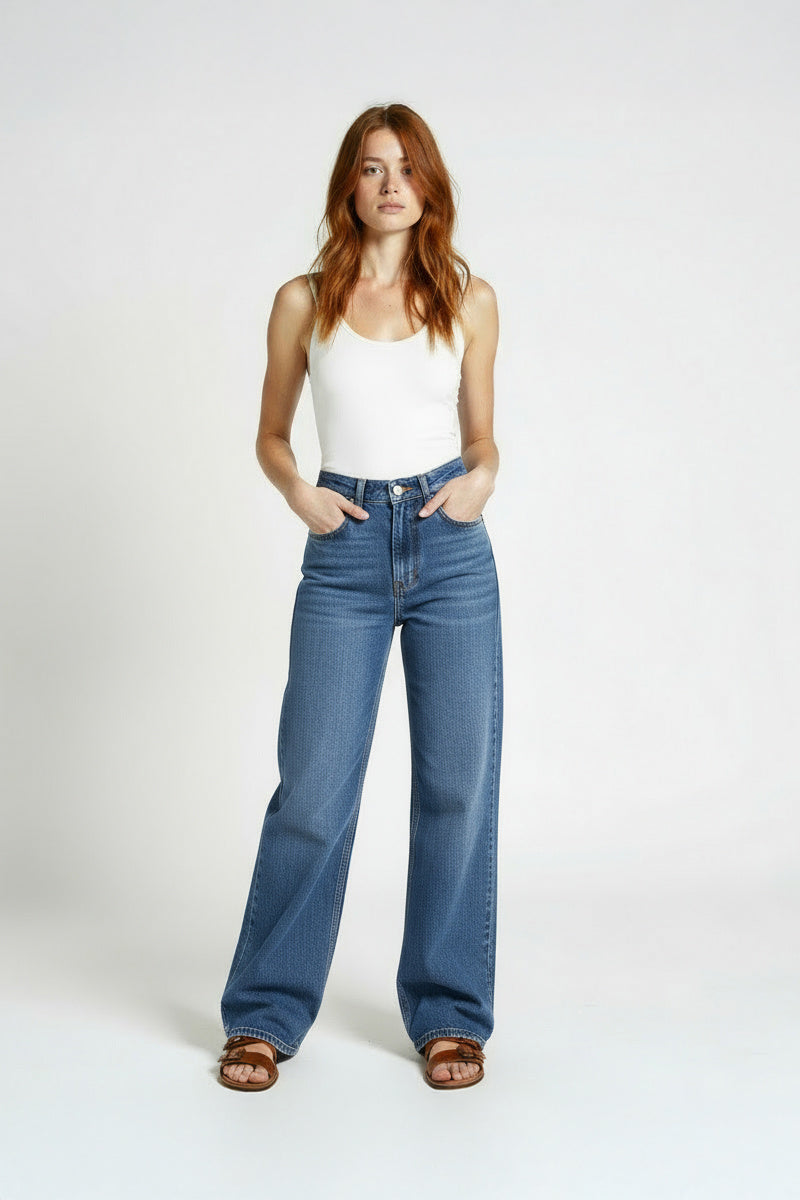 AERIE JEANS MED