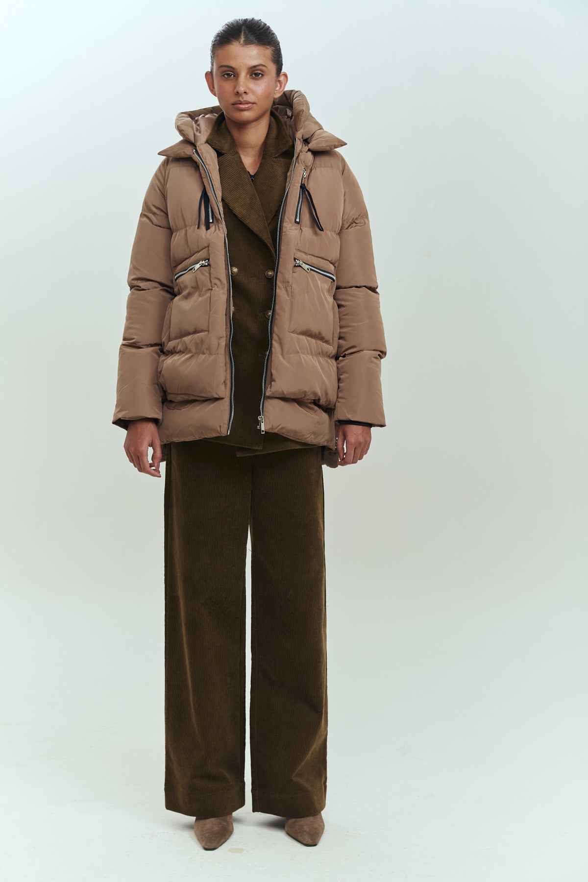 Parka mujer camel funcional moderna invierno Brick London