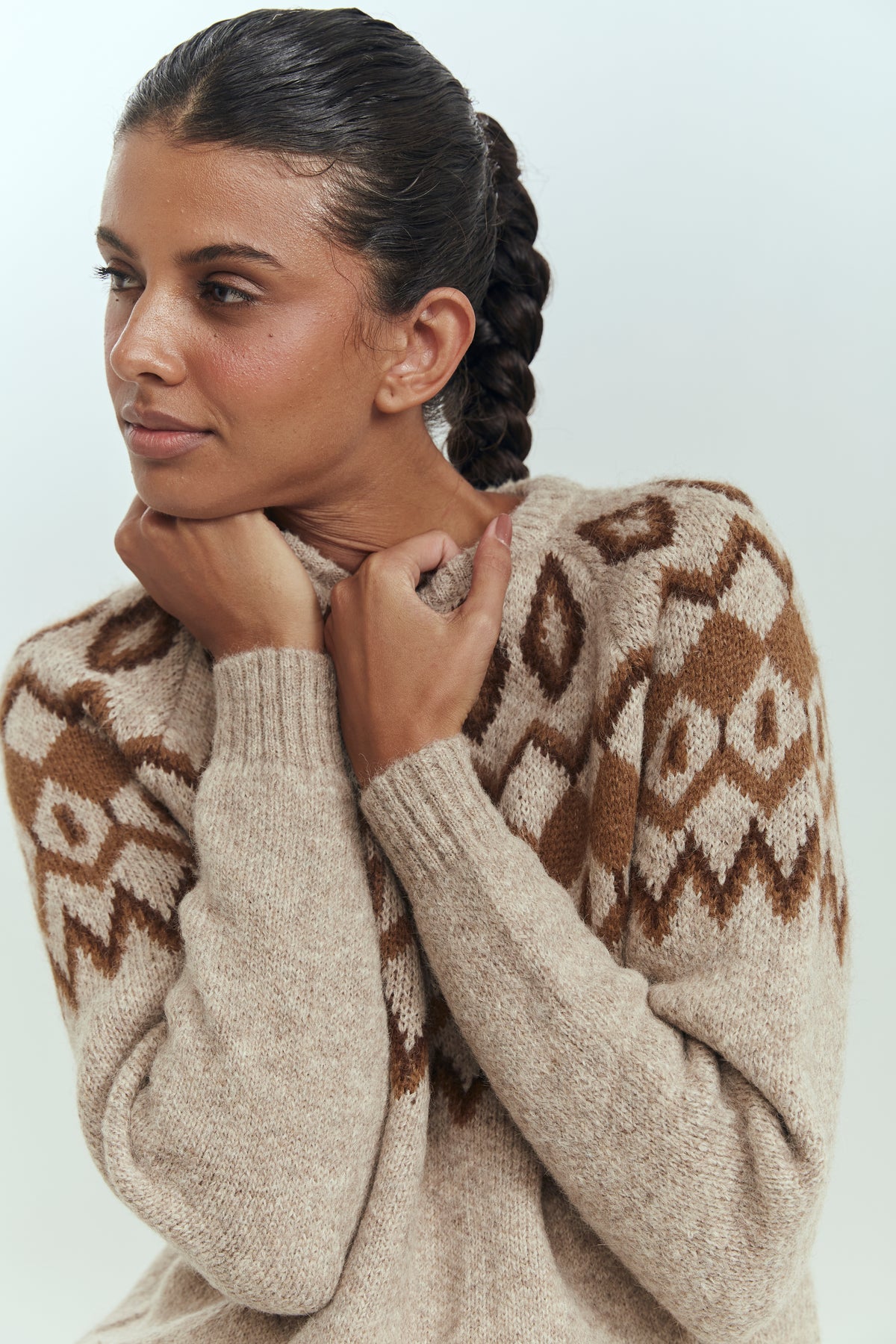 Sweater alpaca mujer manga globo diseño nórdico beige Brick London