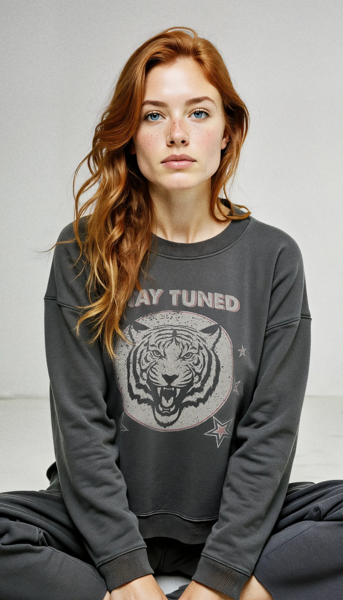 TUNED TIGER SWEATSHIRT GREY
