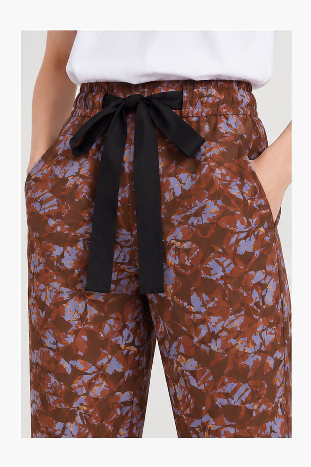 ABBEY JOGGER FLOWER
